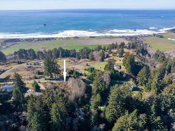 3rd image of 105 Ridge Rd #105