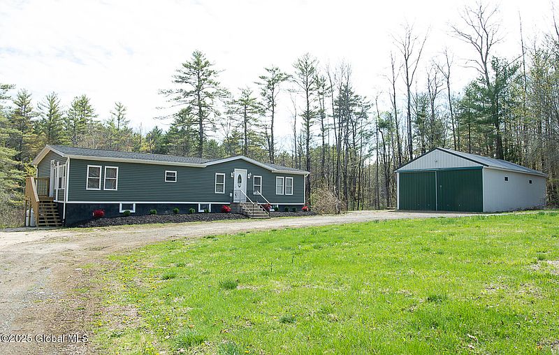 3rd image of 386 Griffis Road