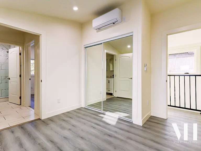 1032.75 | Five Bedroom, Four Bath| Detached Home