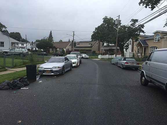 4th image of 722 Martin Dr