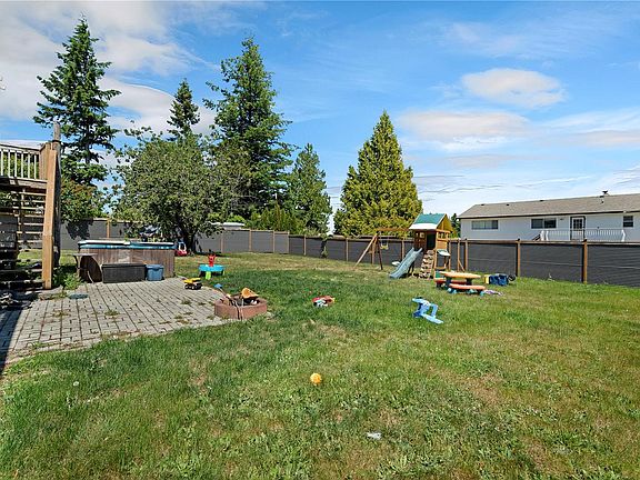 4th image of 763 Upland Dr