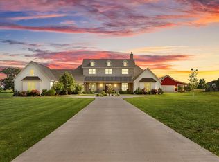 9826 Philpott Rd, Bentonville, AR 72713