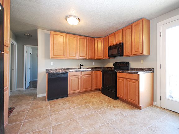 4th image of 321 N Star Crest Dr