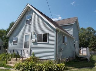 1012 10th Ave SW, Austin, MN 55912