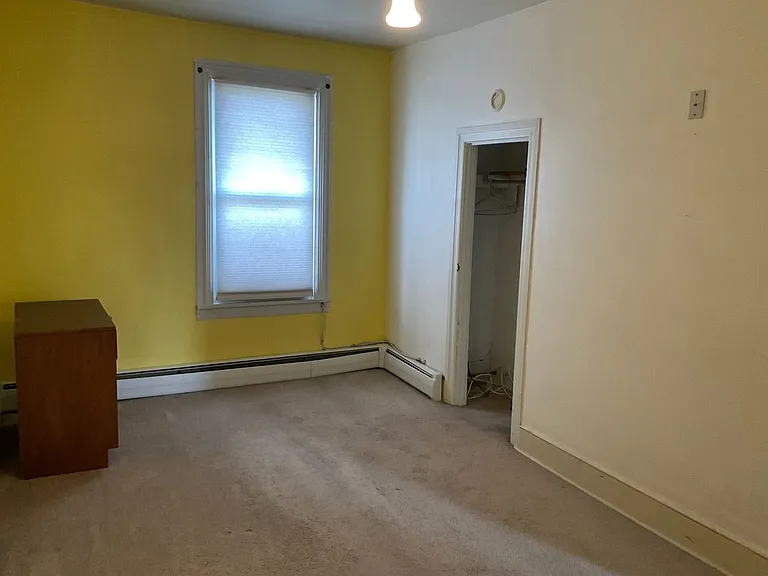 112 W Main St — Photo 24
