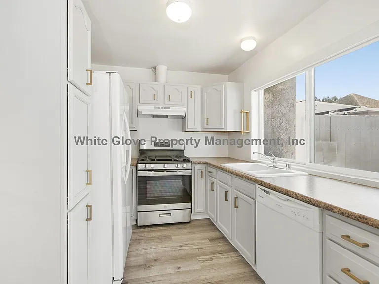 9596 Bickley Dr — Photo 7