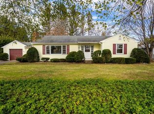 45 West St, Easthampton, MA 01027