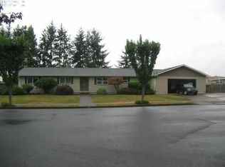 463 72nd Pl, Springfield, OR 97478