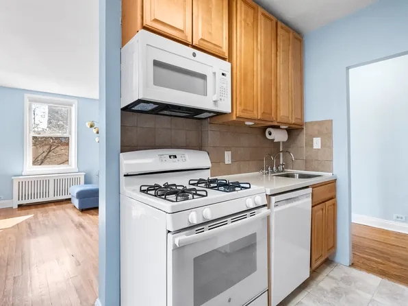 43-10 48th Avenue image 9 of 13