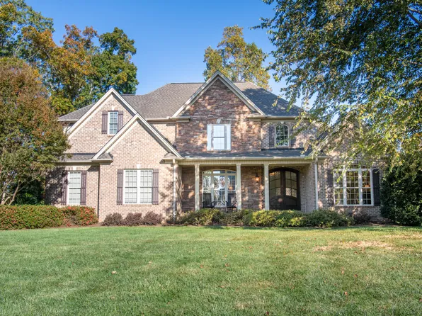 1211 Brookview Dr, Gibsonville, NC 27244