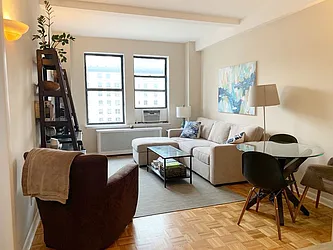 Rented by Rachel Realty