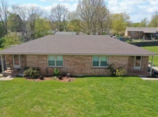 246 Courchelle Dr #244, Nicholasville, KY 40356