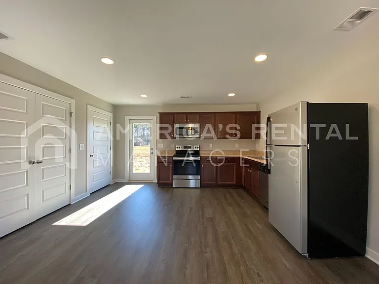 2715 Allison Mill Rd — Photo 4
