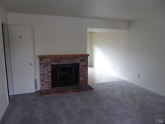 5th image of 329 Gate Way
