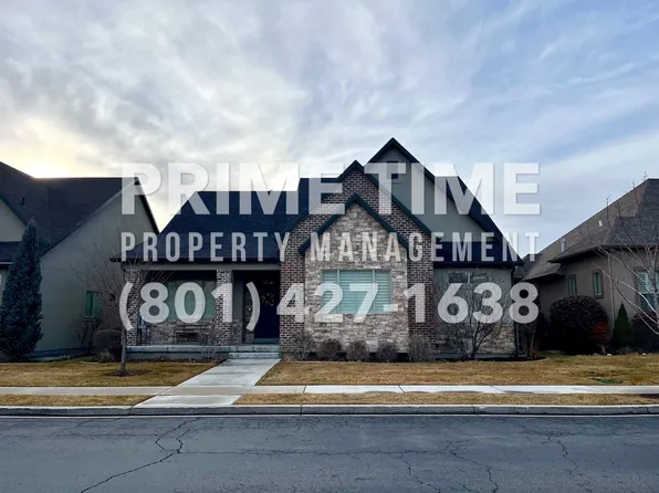 10767 N Town Ctr W, Highland, UT 84003