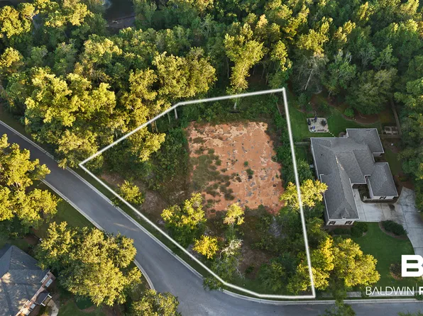 39 Saddlewood Ln, Fairhope, AL 36532