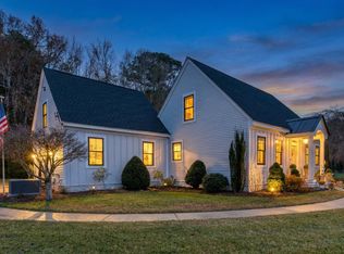 164 Wards Rd, Knotts Island, NC 27950