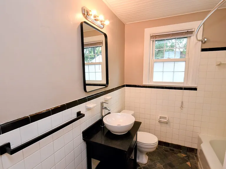 1330 Monterey Ave #1 — Photo 9