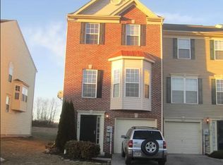 238 Country Ridge Dr, Red Lion, PA 17356