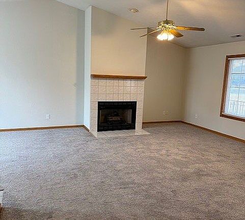 3rd image of 1902 E 33rd Ave