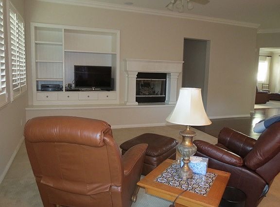 4th image of 9827 Chamberlain St