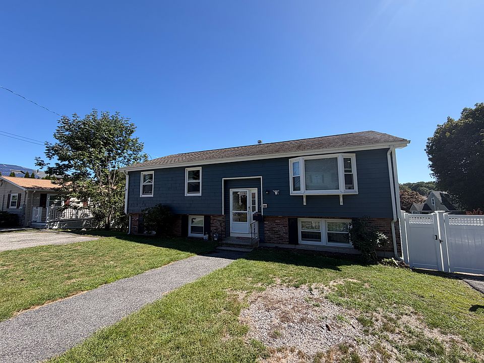 1st image of 22 Dorchester St #1