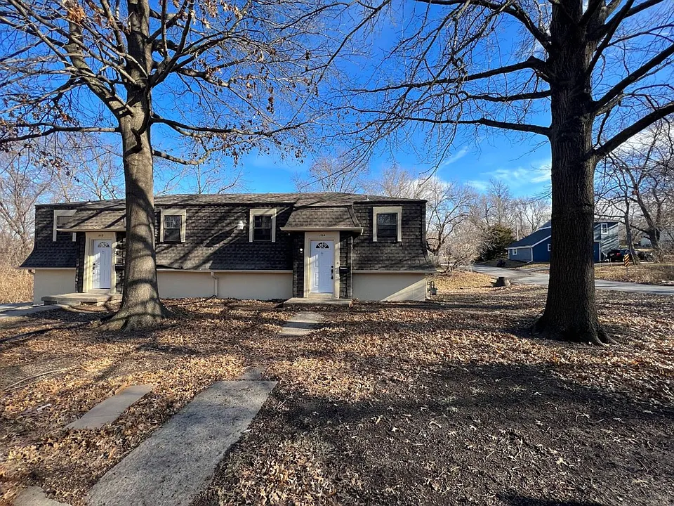 1114 E South Ave