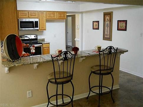 4th image of 245 Coachman Dr