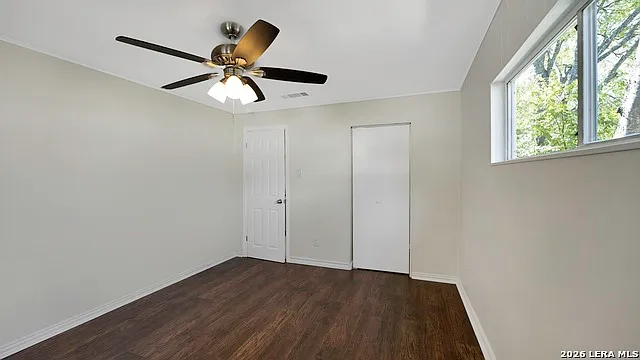 542 Thorain Blvd #1 — Photo 10