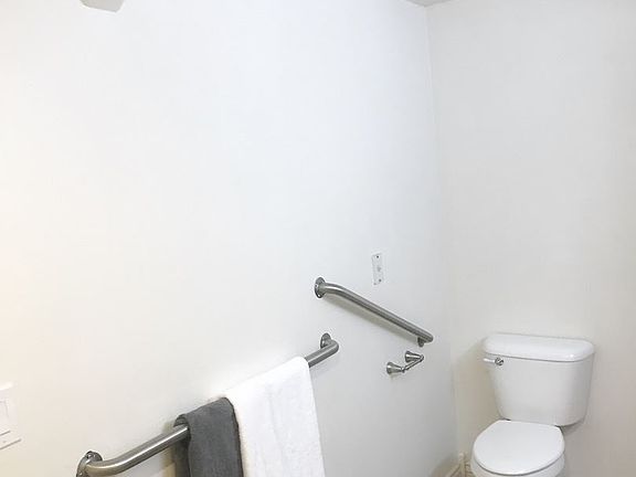 3rd image of 761 N 235 E #3208121