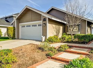 34 Laurel Creek Ln, Laguna Hills, CA 92653