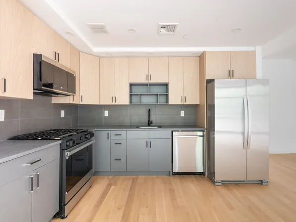 130 Diamond Street image 1 of 2