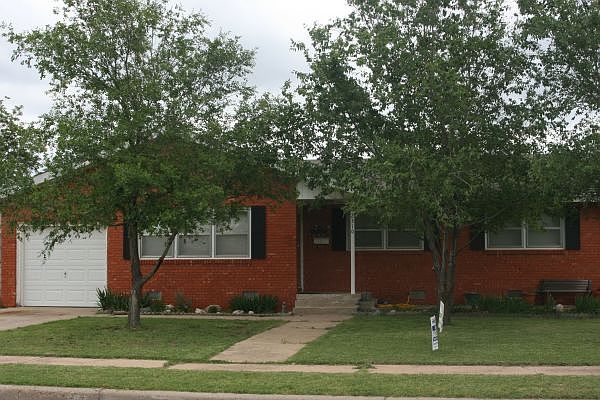 2310 Charles St., Pampa, TX