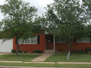 2310 Charles St, Pampa, TX 79065
