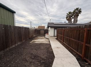125 N Walnut Ave #B, Ripon, CA 95366