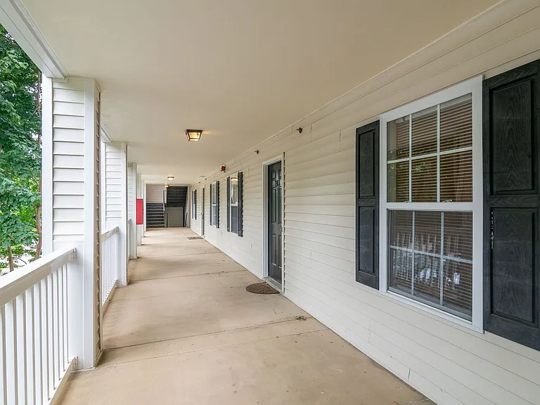 3001 Trailwood Pines Ln #203 — Photo 4