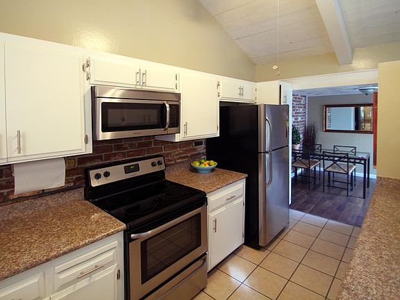 5th image of 718 Millich Dr #A