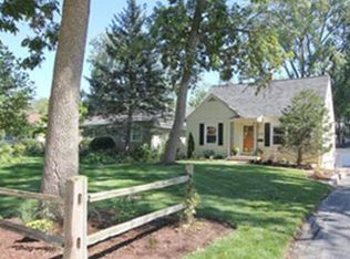 5525 Washington St, Downers Grove, IL 60516