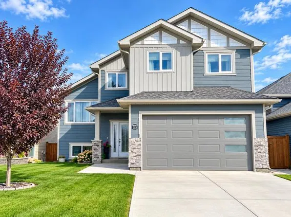 253 S Greenwood Rd, Coalhurst, AB T0L 0V2