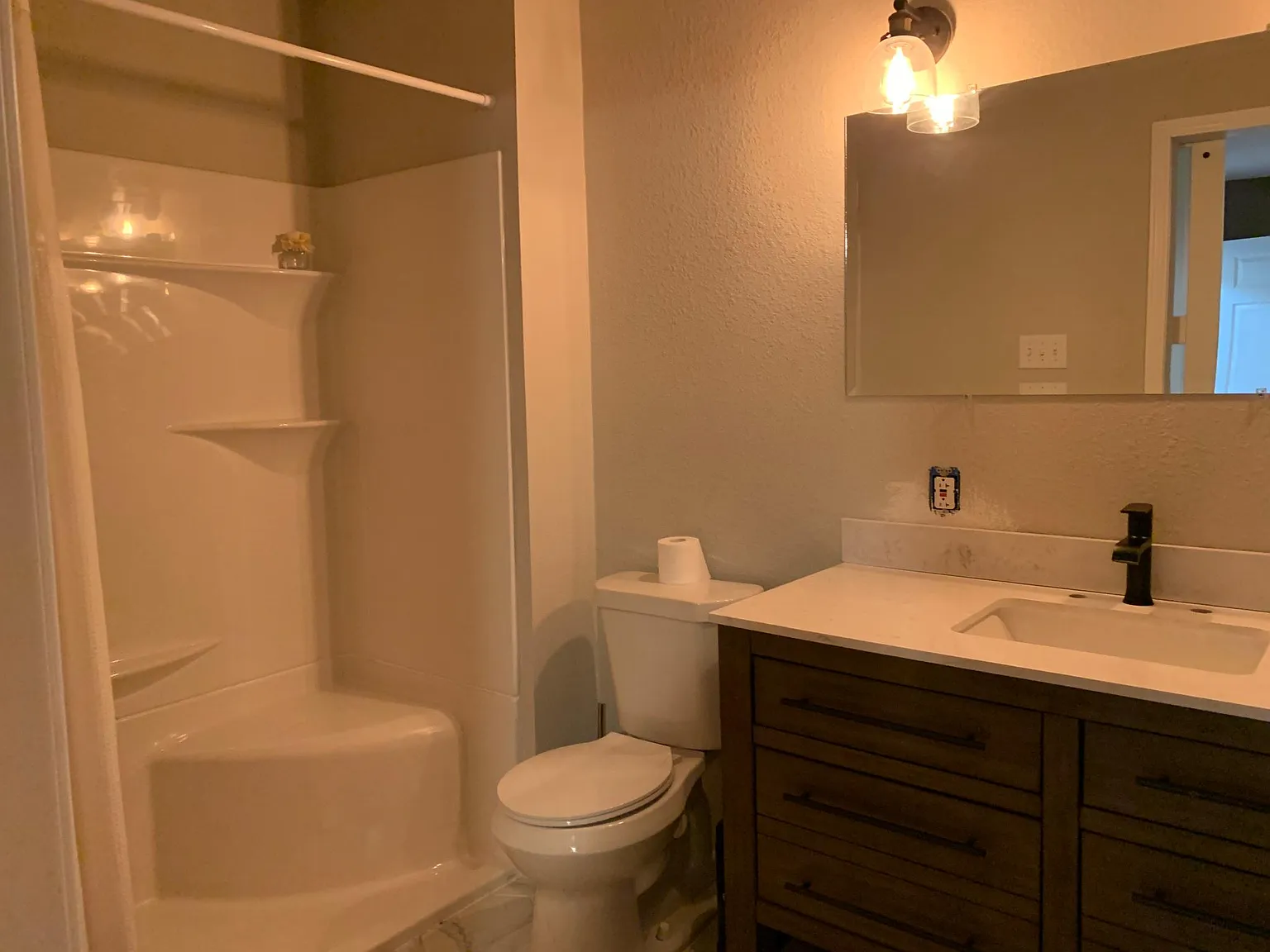 14704 General Williamson Dr — Photo 4
