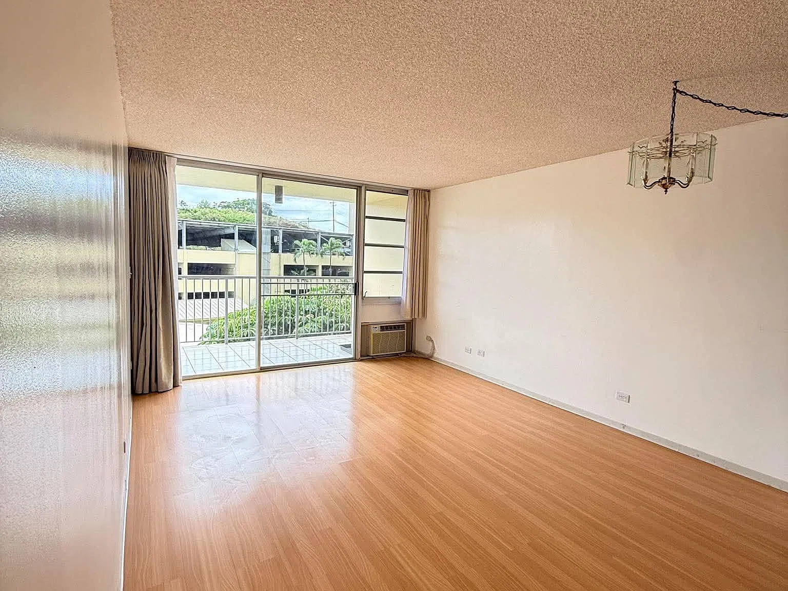 2 bed, 795 sqft, $2,600 — Photo 3