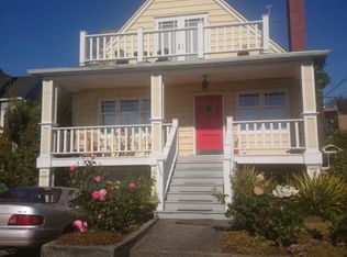 6030 35th Ave NW, Seattle, WA 98107