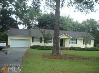 637 Perkins Mill Rd, Claxton, GA 30417