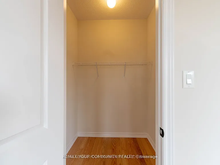 43 Tweedhill Ave — Photo 37