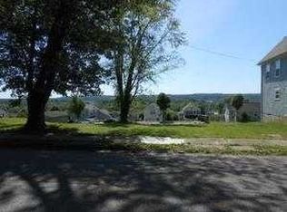 308 Fruit Ave, Farrell, PA 16121