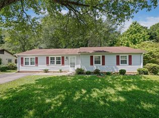 972 Shalimar Dr, Winston Salem, NC 27107