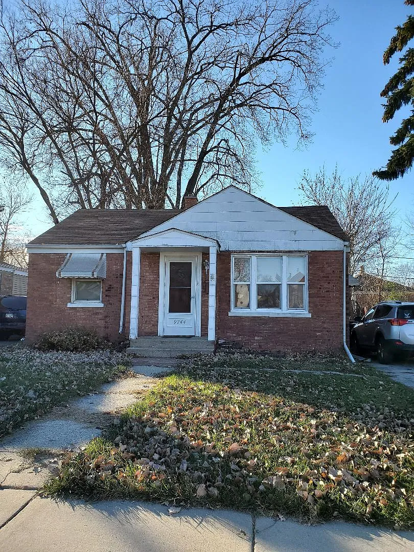 9744 Reeves Ct photo 1