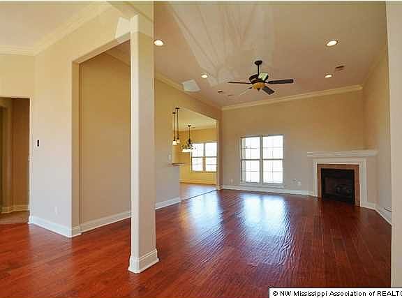 2nd image of 1278 Heritage Dr S