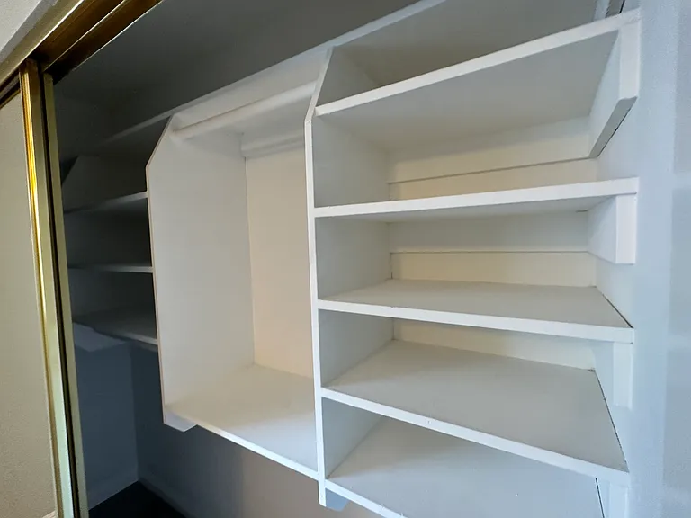 Closet organizer in bed 2 closet