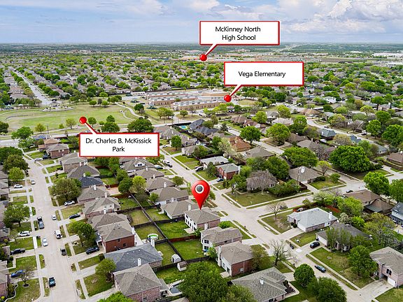 4th image of 2119 Oleander Way